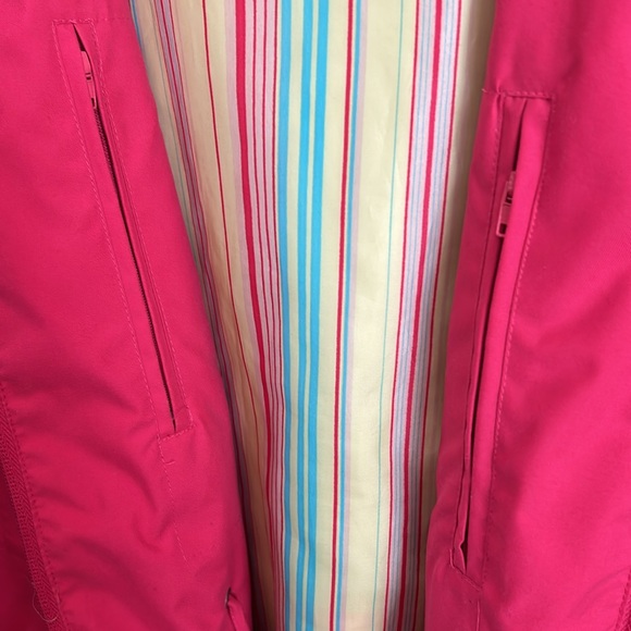 Travelsmith Rain Jacket - Picture 5 of 9